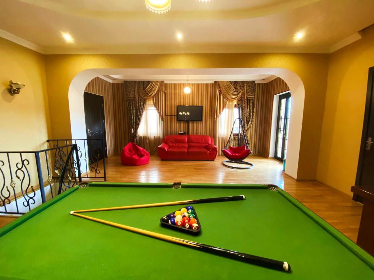 Hotel Orange Koetaisi Buitenkant foto