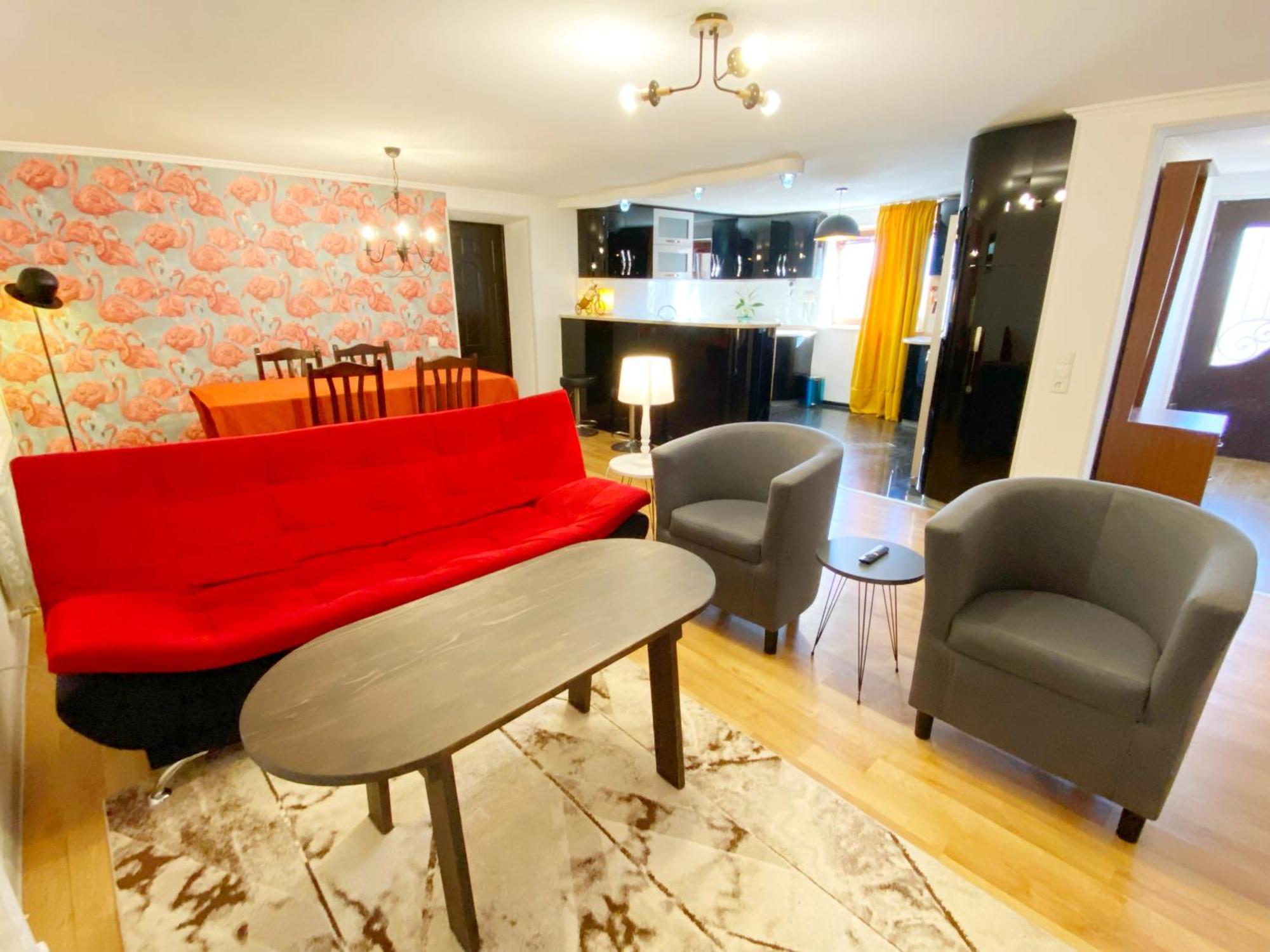Hotel Orange Koetaisi Buitenkant foto