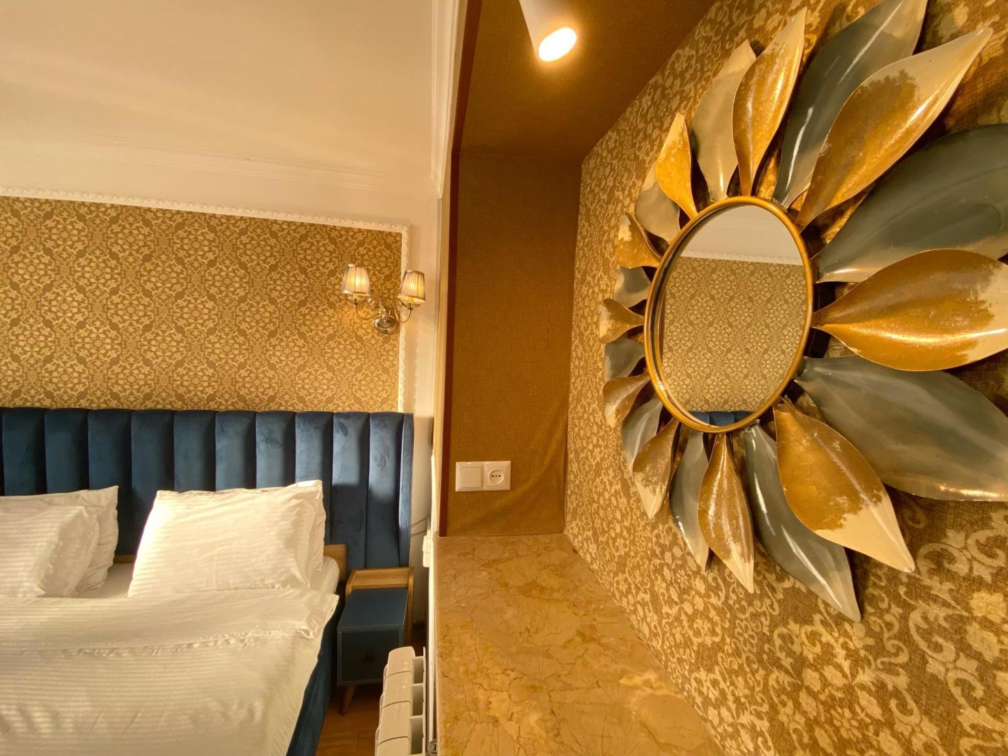 Hotel Orange Koetaisi Buitenkant foto